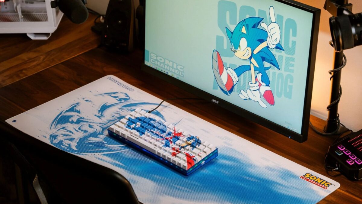 7 Nerdy Christmas gifts for gamers, music enthusiasts, and avid readers