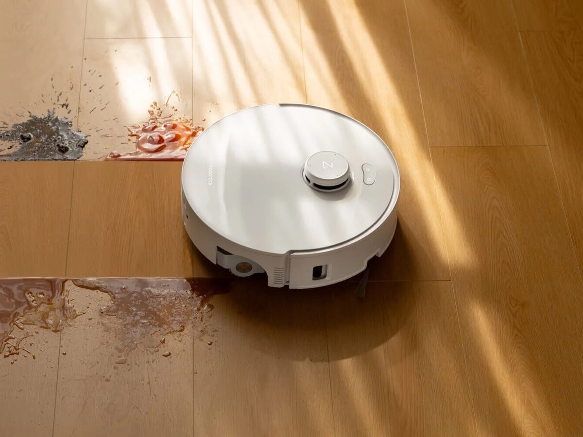 Roborock Qrevo Curv 2 Flow Robot Vacuum and Mop