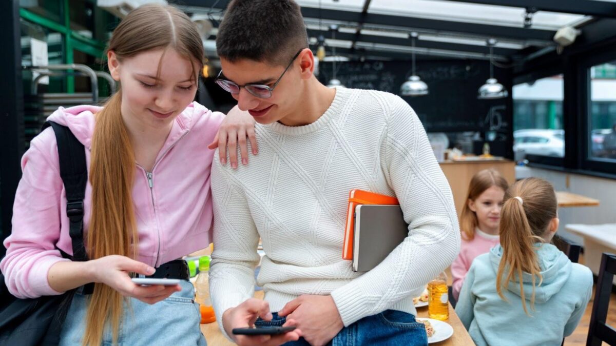 Smart gadgets transforming education: the future of learning for students