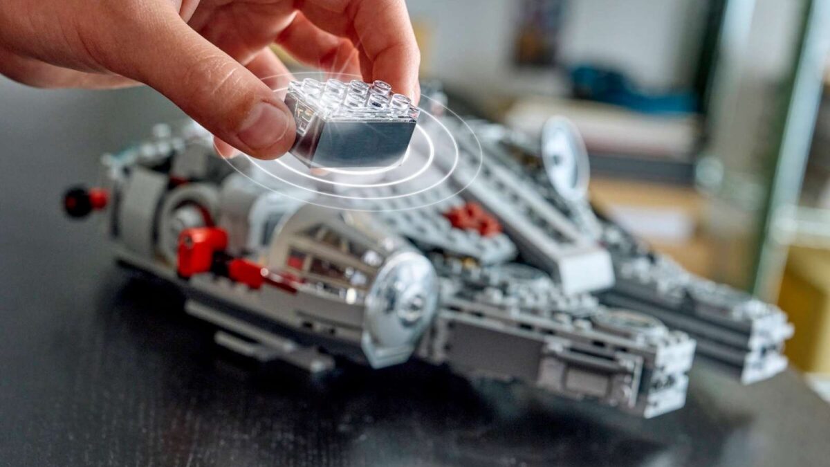 These LEGO Star Wars Smart Play sets make me want to rebuild the Millennium Falcon Daily