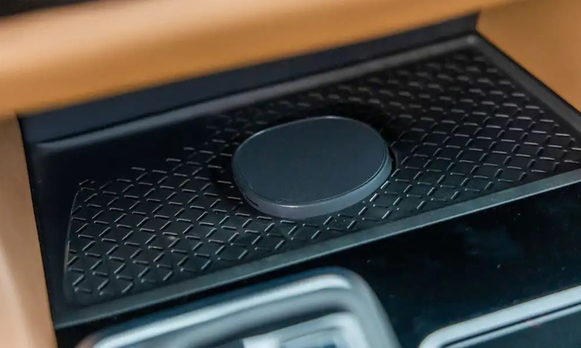 Nissan’s magnetic phone charger makes Qi2 a reality in cars