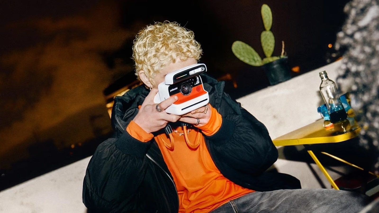 Polaroid Flip Instant Camera with Sonar Autofocus (White)