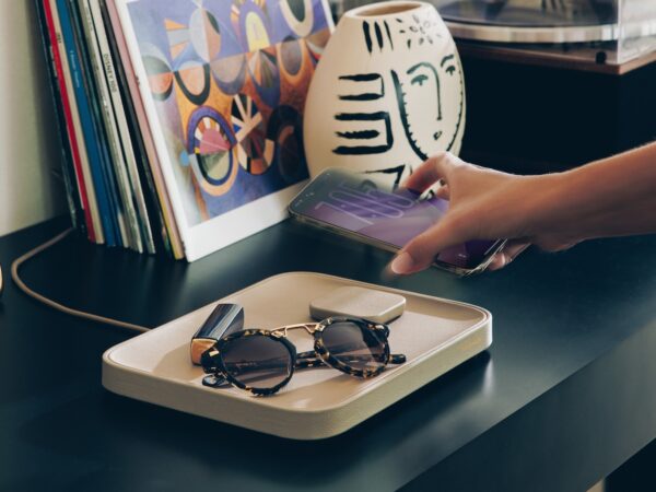 Twelve South Valet Wireless Charging Tray
