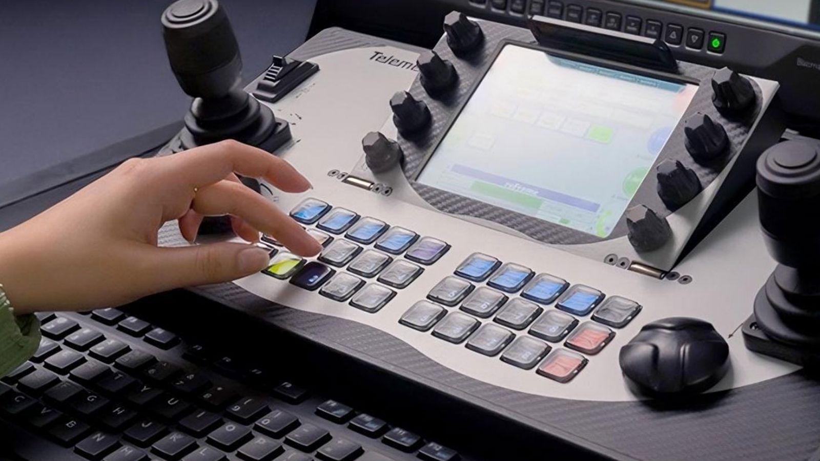 Elgato Stream Deck Module is designed for makers and OEMs!