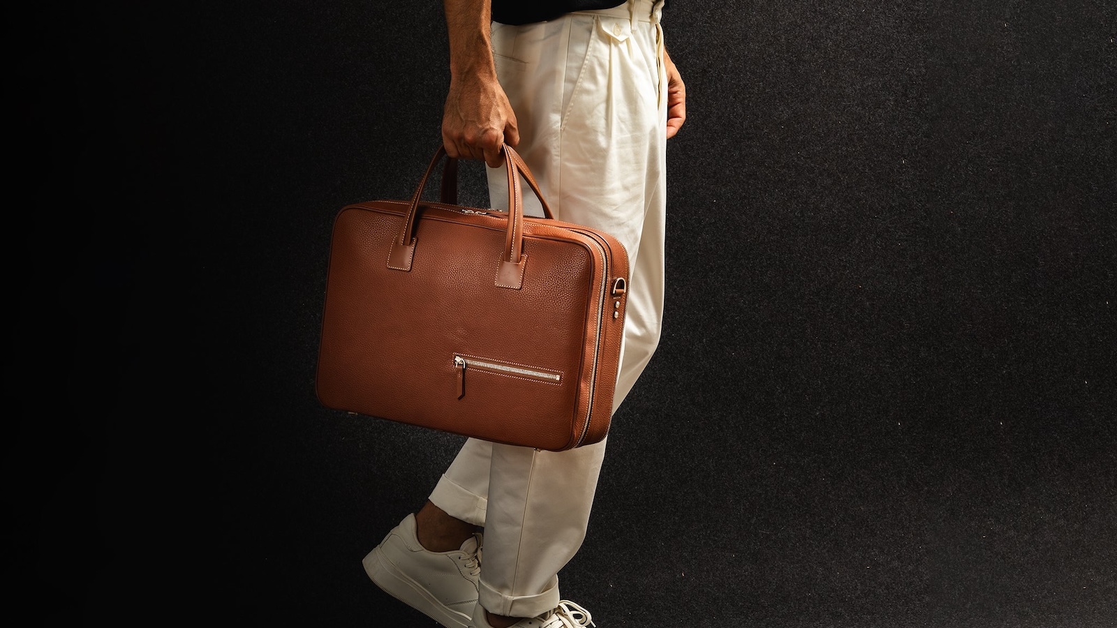 Lundi 36-hr Leather Briefcase TILIO II – Cognac