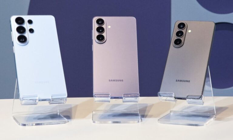 Samsung Galaxy S26 vs. Samsung Galaxy S25: O que há de novo e o que permanece igual