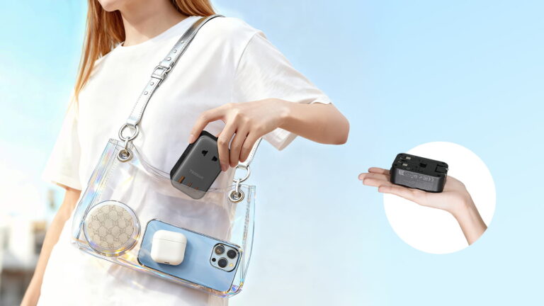 TESSAN Ultra Thin Universal Travel Adapter PD 20W