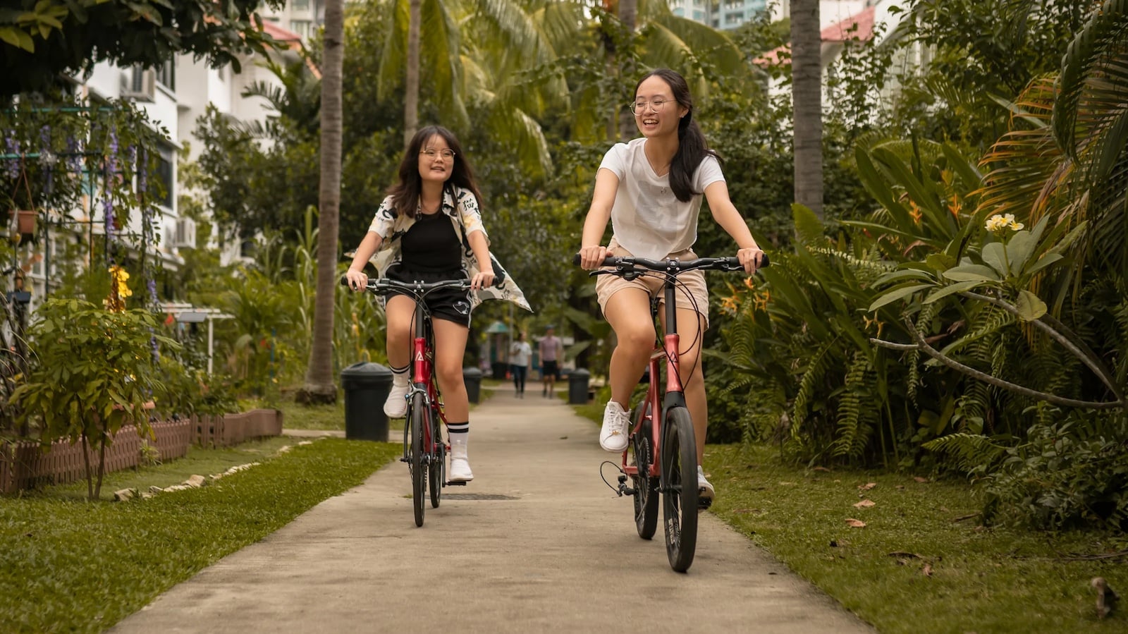 Ascent Bolt Mini Velo for City Cruising and Fun