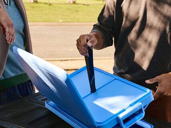 Coleman Snap ‘N Go 35-Quart Collapsible Hard Cooler