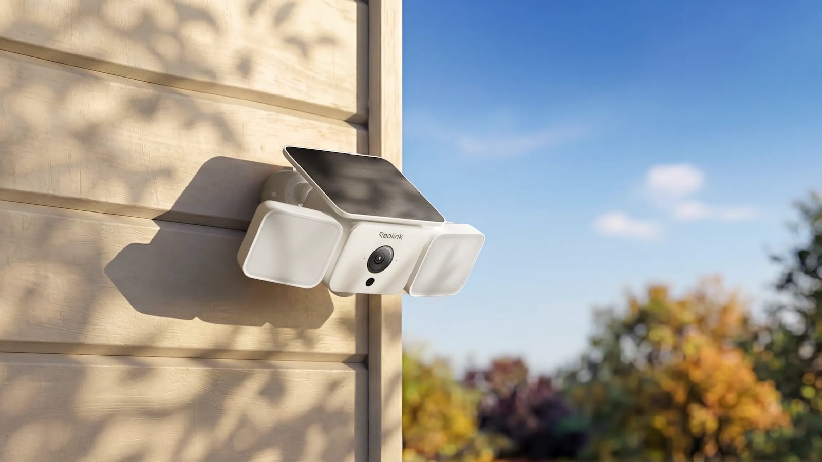 Reolink Solar Floodlight Cam gets endless power from the sun