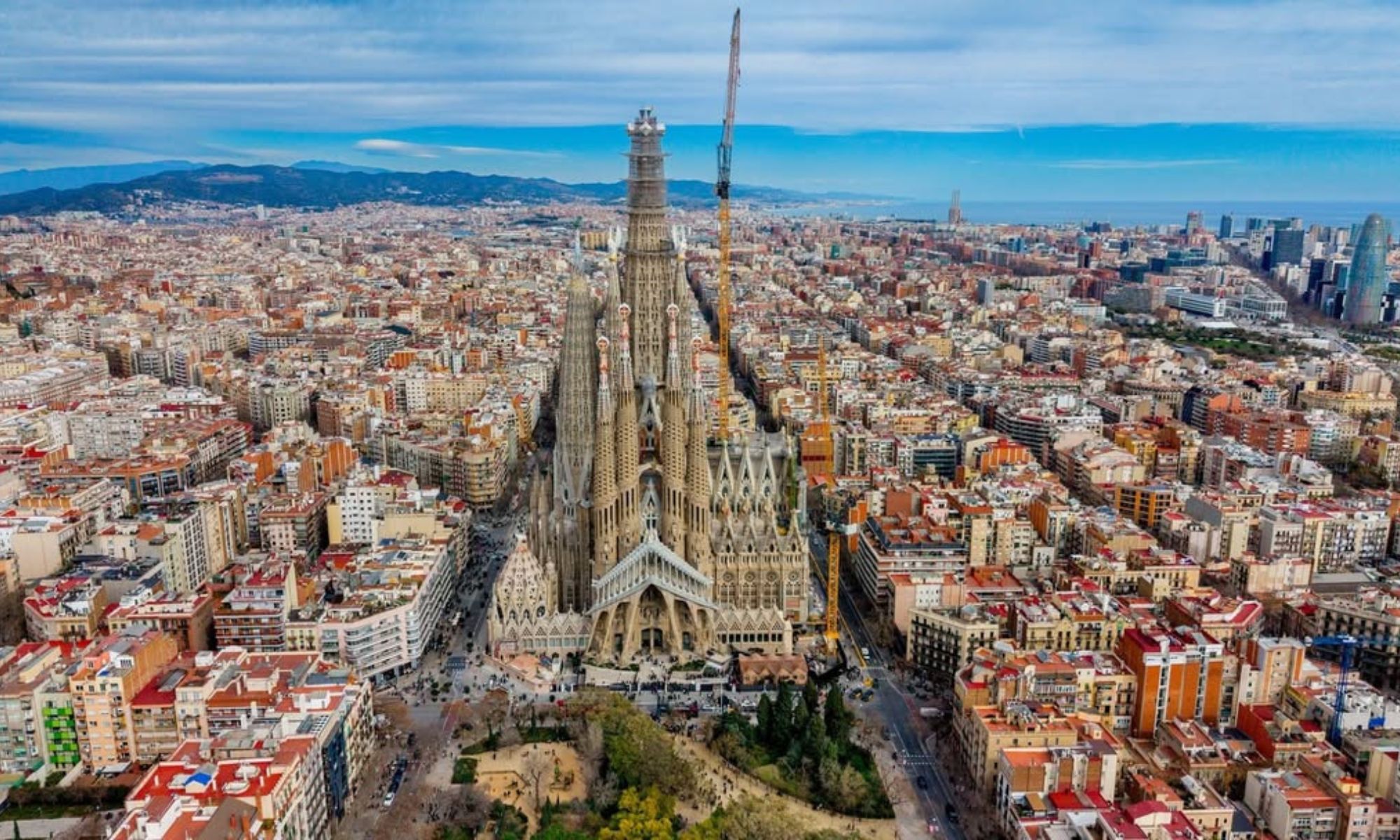 Sagrada Família LEGO set leaks: Record-breaking 12,060 pieces