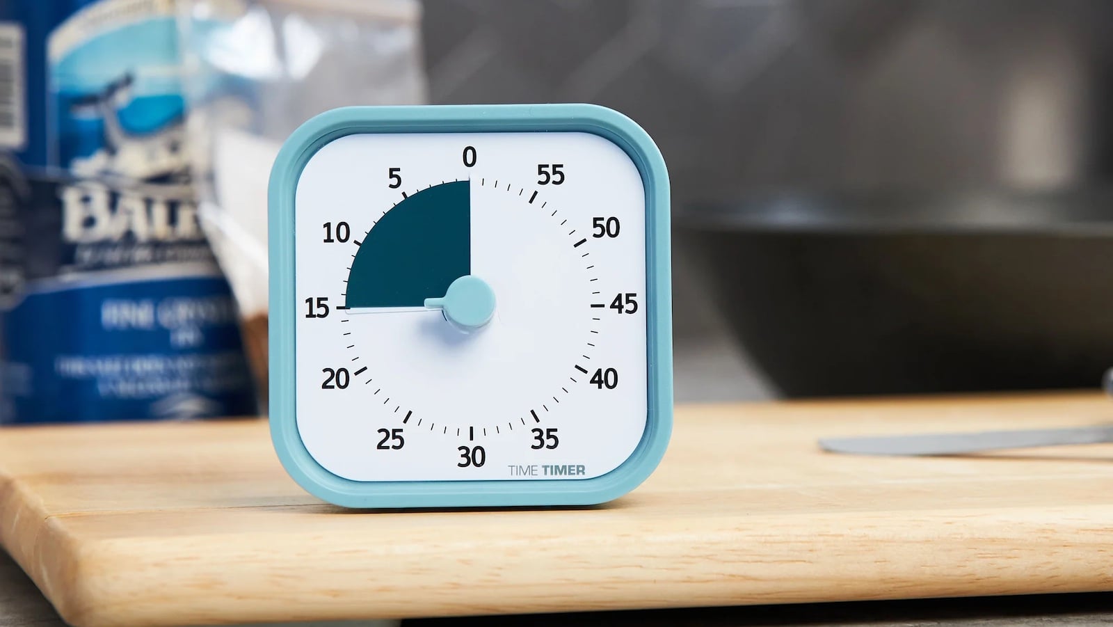 TIME TIMER Home MOD is a 60-minute visual timer for kids