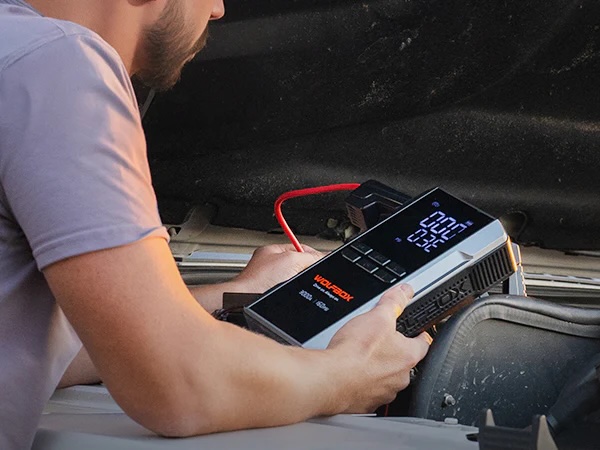 How a jump starter with air compressor helps handle common car problems — Gadget Flow