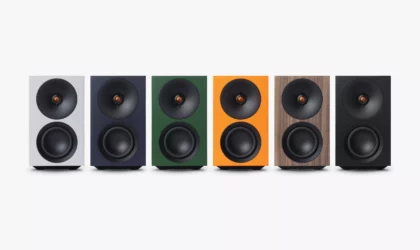 Cambridge Audio L/R Active Speaker Series