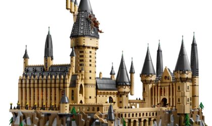 LEGO Hogwarts Castle (71043)