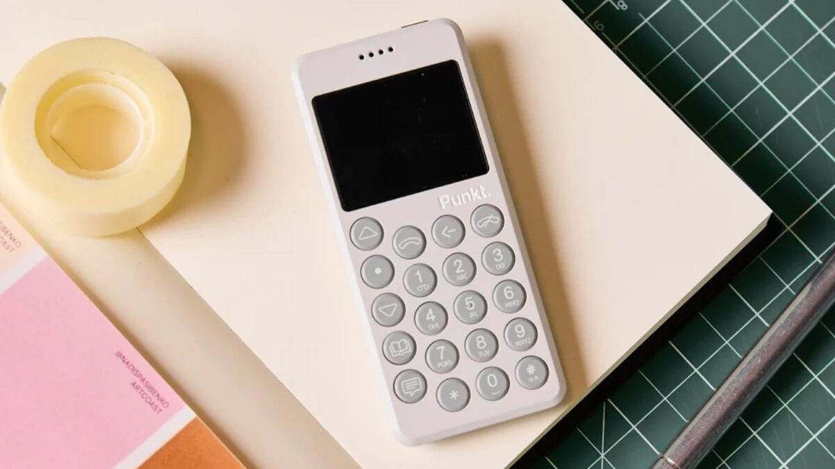 I couldn’t stop scrolling—So I tried these digital detox gadgets