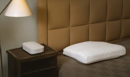 Mirakuru Self-Adjusting Air Pillow for Better Sleep