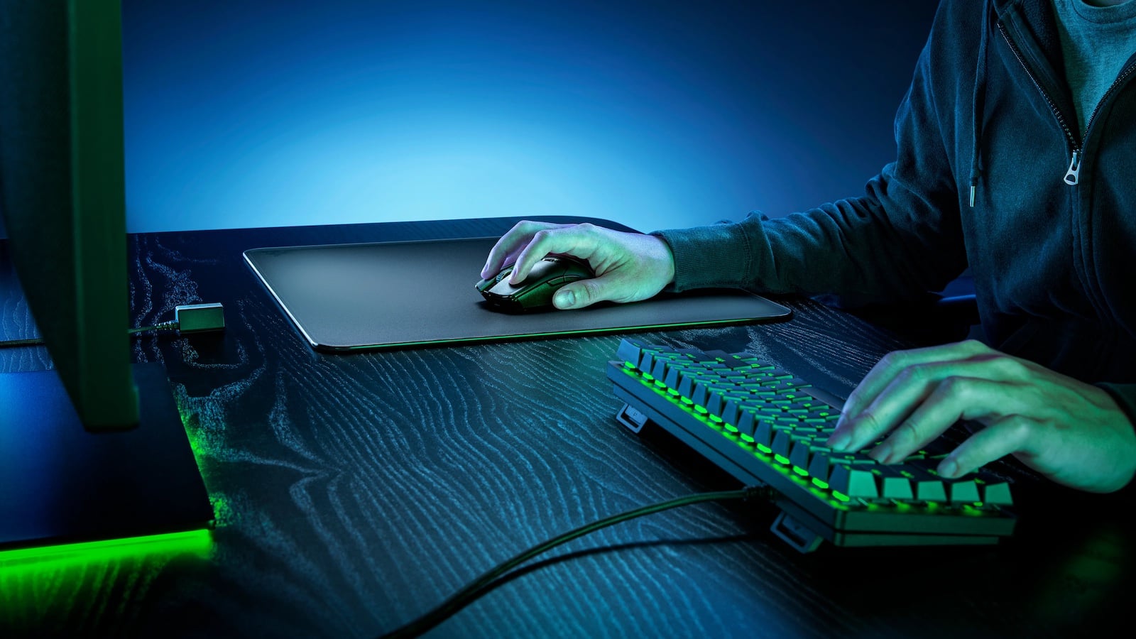 Razer Atlas Pro lets you game on the thinnest sheet of glass!