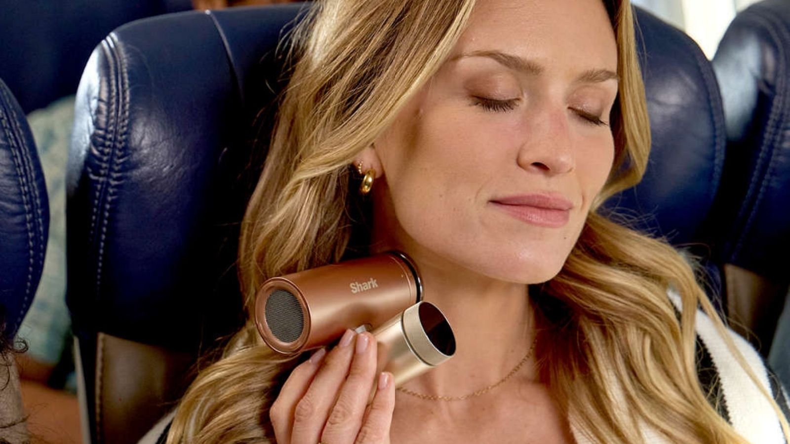 Shark ChillPill Personal Fan and Cooling System SKYLRK-Exclusive