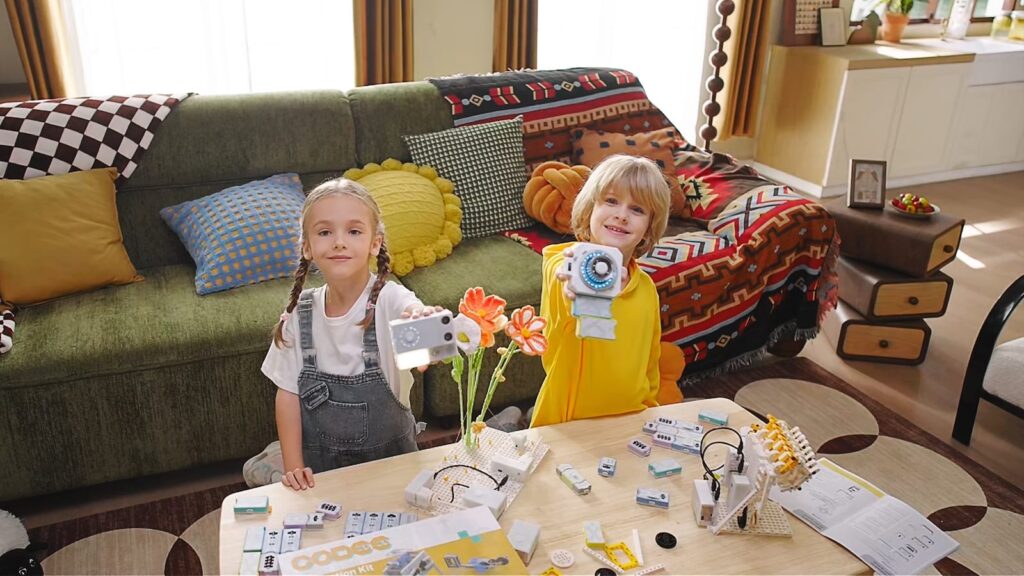 CodeeBots