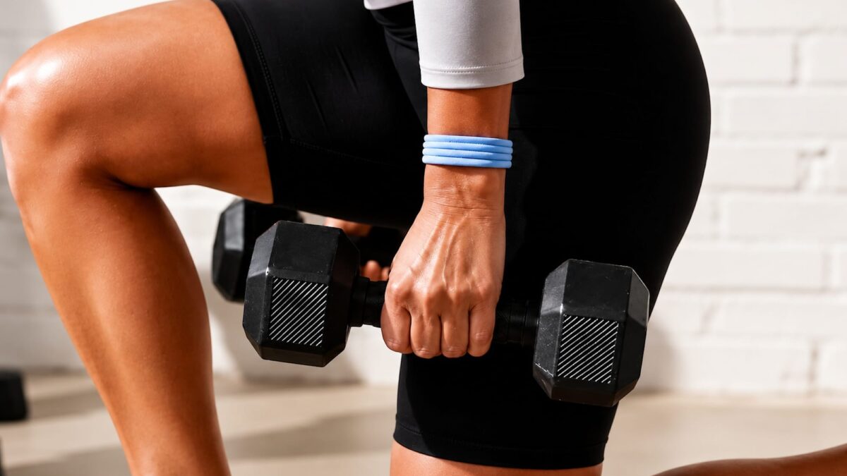 Fitbit Air vs WHOOP 5.0: I didn’t expect Google to go after WHOOP like this