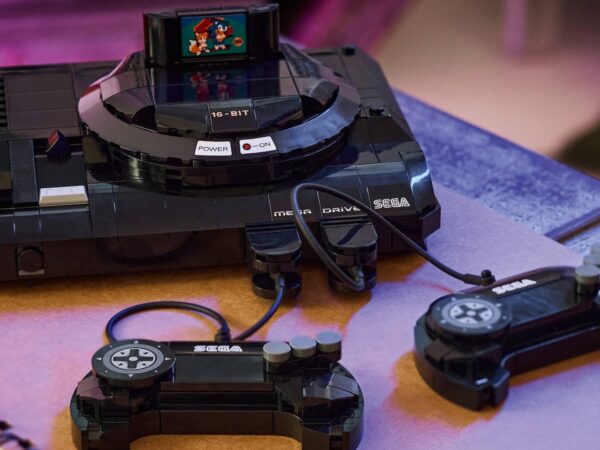 LEGO SEGA Genesis Console Building Set 40926