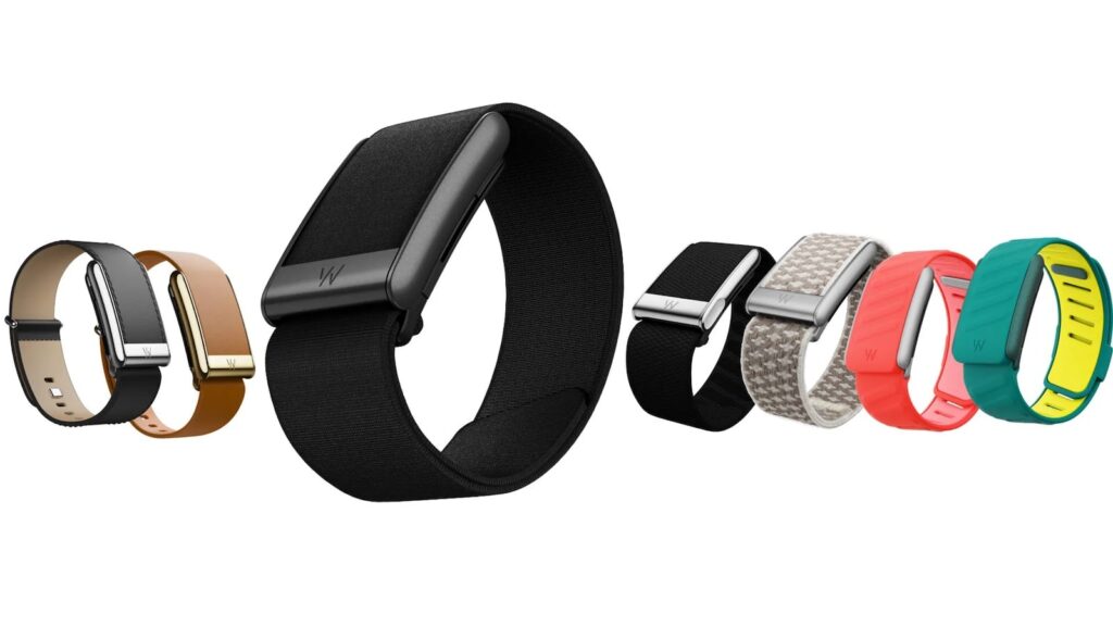 Whoop vs Oura: WHOOP 5.0 in color options