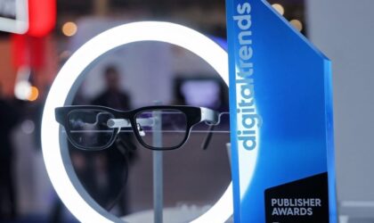 iFLYTEK AI glasses