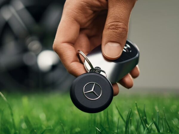 Chipolo Mercedes-Benz Edition LOOP