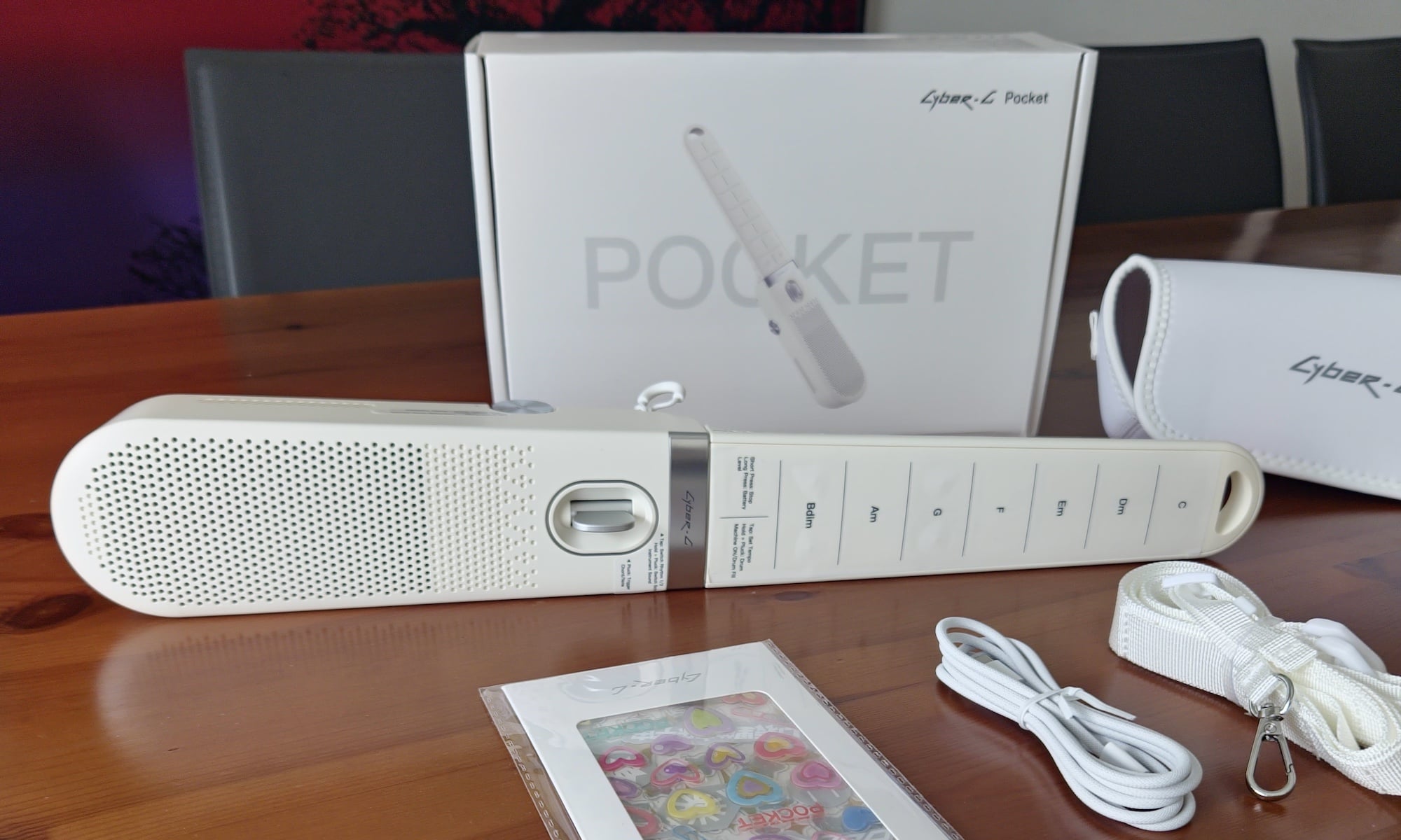 A Smart Guitar That’s Fun to Play A Smart Guitar That’s Fun to Play