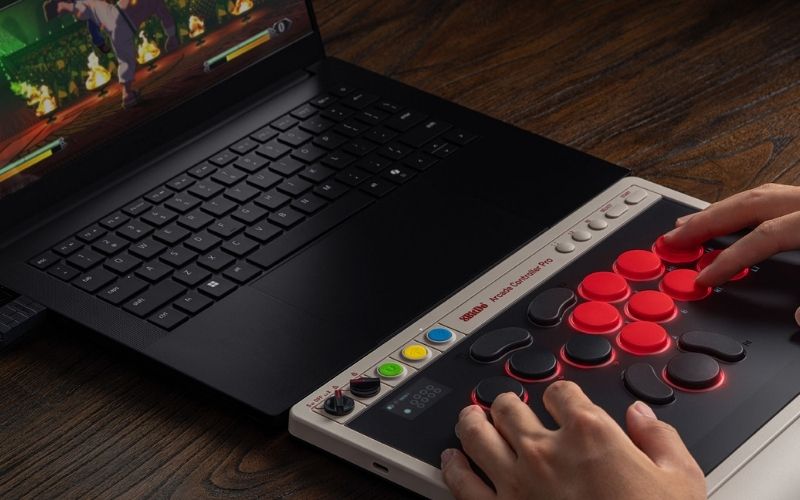 First impressions: 8BitDo's Arcade Controller Pro is a leverless fight stick done right