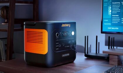 Jackery Explorer