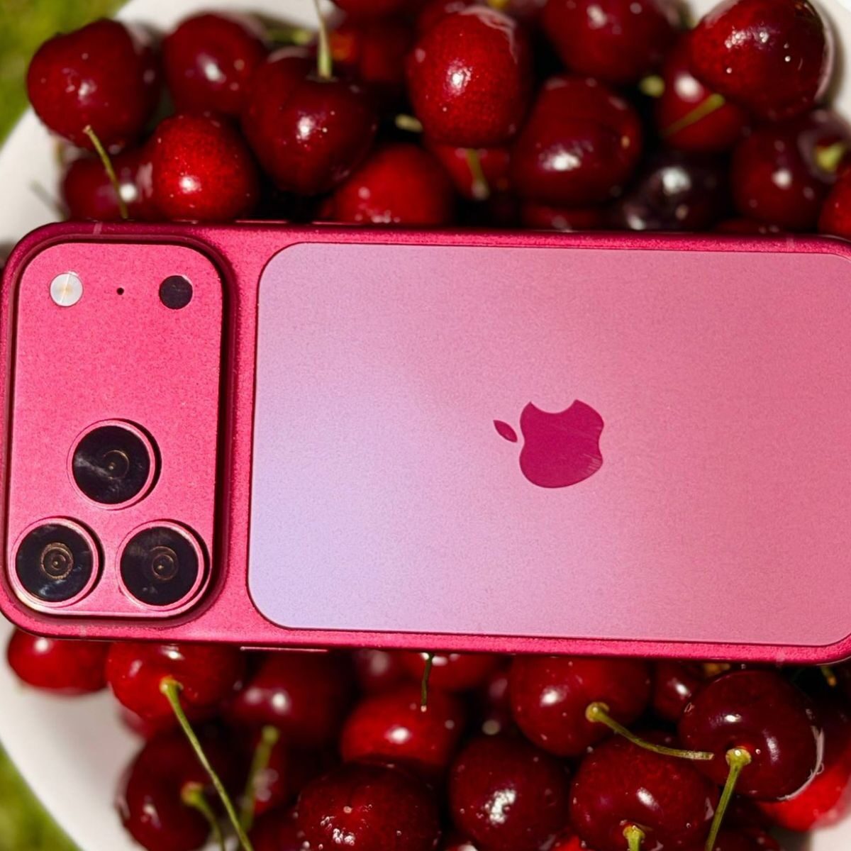 iPhone 18 Pro Max leaks sold me on Dark Cherry before Apple even announced it
