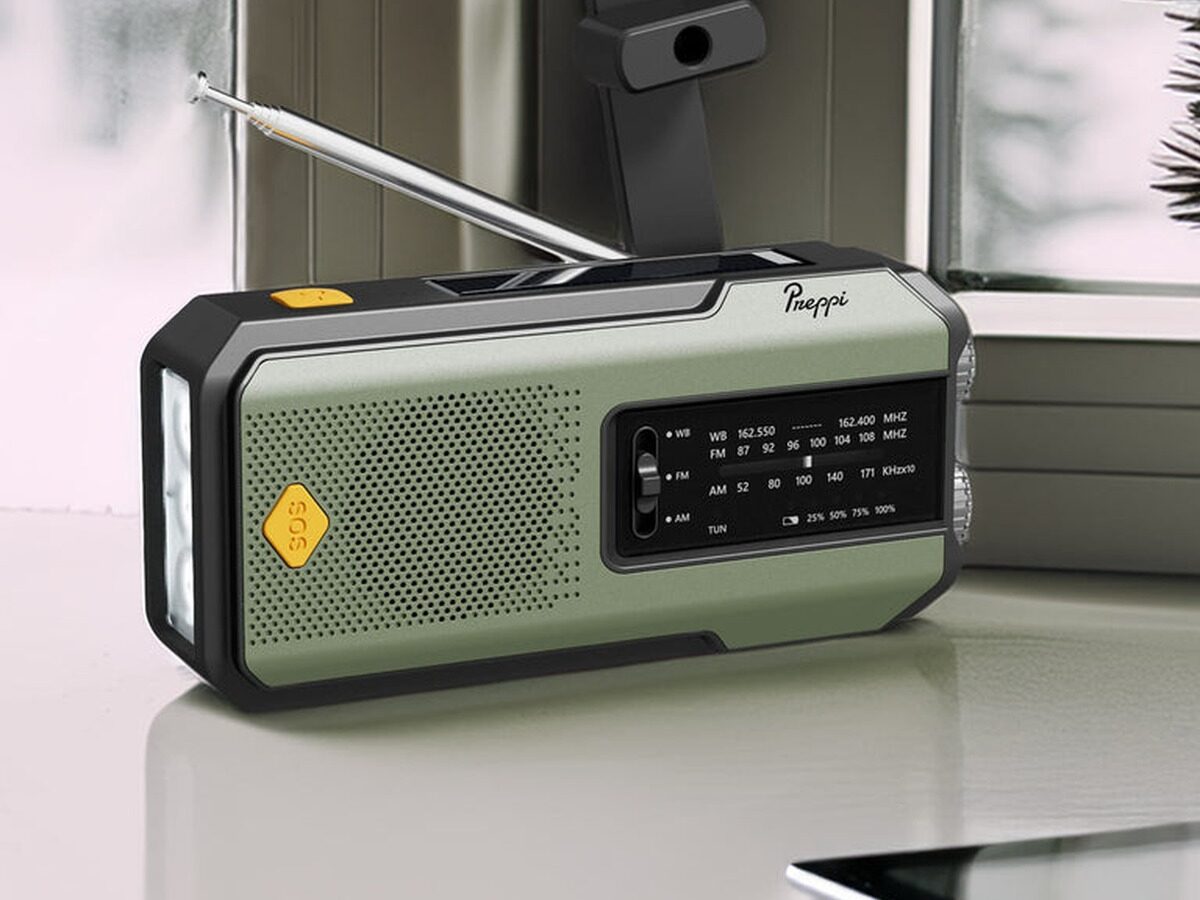 Preppi Solar Phone Charger & Emergency Radio