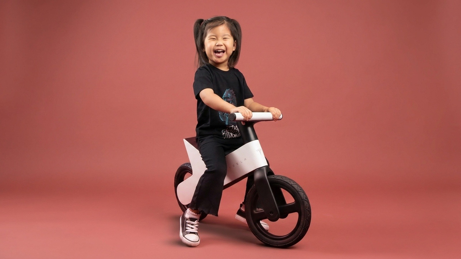 Tesla Balance Bike for Kids: The Perfect Start