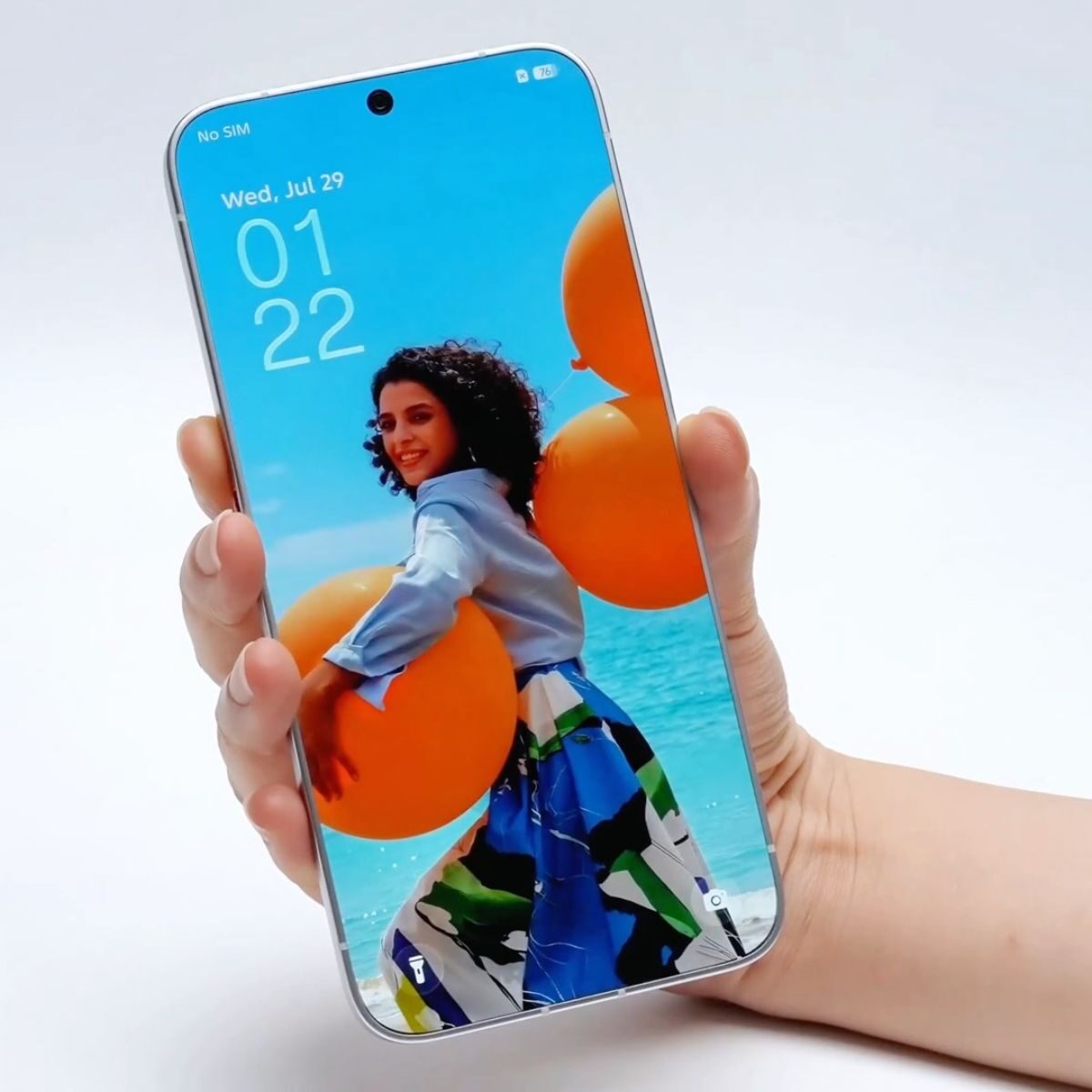 TECNOs Next-Gen Bezelless Concept Phone needs a case answer