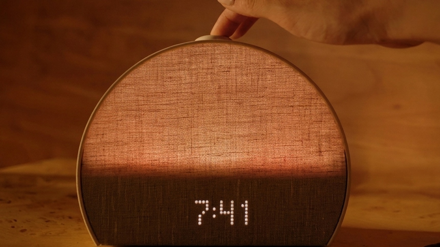 Hatch Sleep Clock | Key Features, Price & Alternatives
