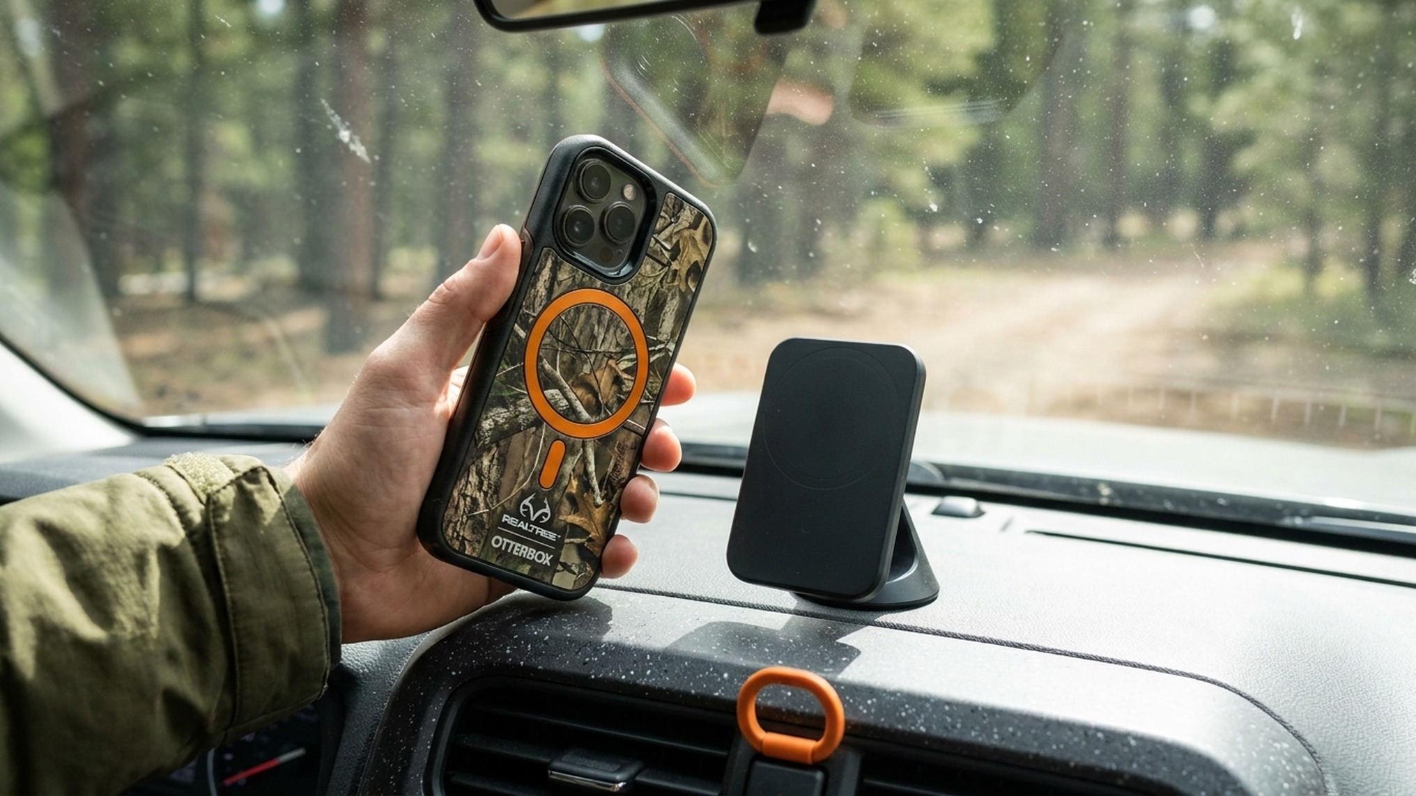 OtterBox Sole Series Feat. Realtree iPhone 17 Pro Max Case
