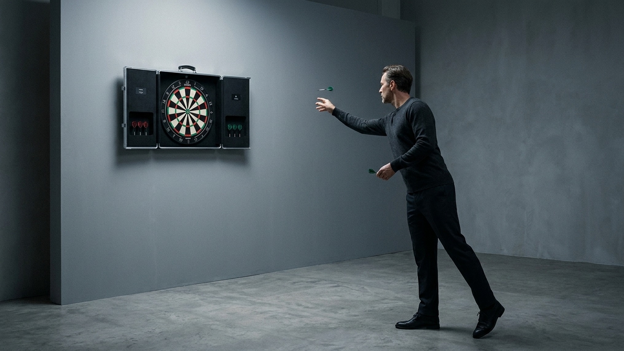 RIMOWA Dartboard Case | Key Features, Price & Alternatives