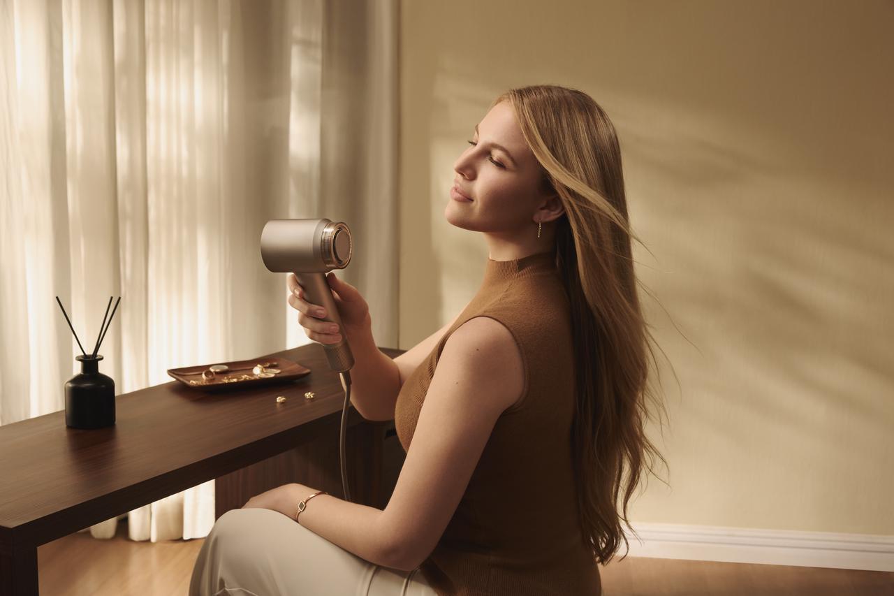A hair dryer angling to replace your serum too — Gadget Flow