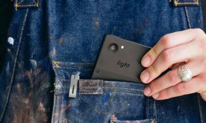 Light Phone III