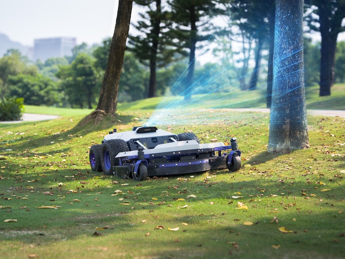 PANDAG G1 Commercial Robotic Mower