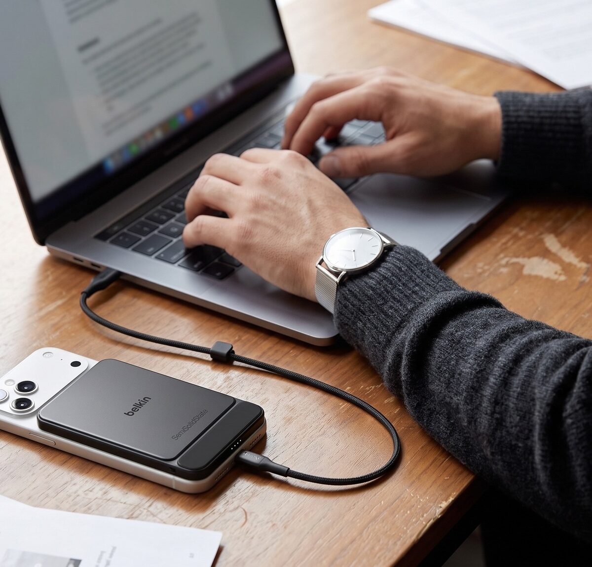 Belkin UltraCharge Pro Slim Magnetic Power Bank 5K with BoostSolid Cell